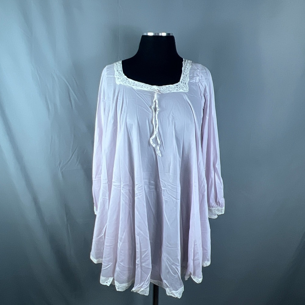 Vintage Womens Babydoll Nightgown Lavender Floral Lace Square Neck Sleepwear